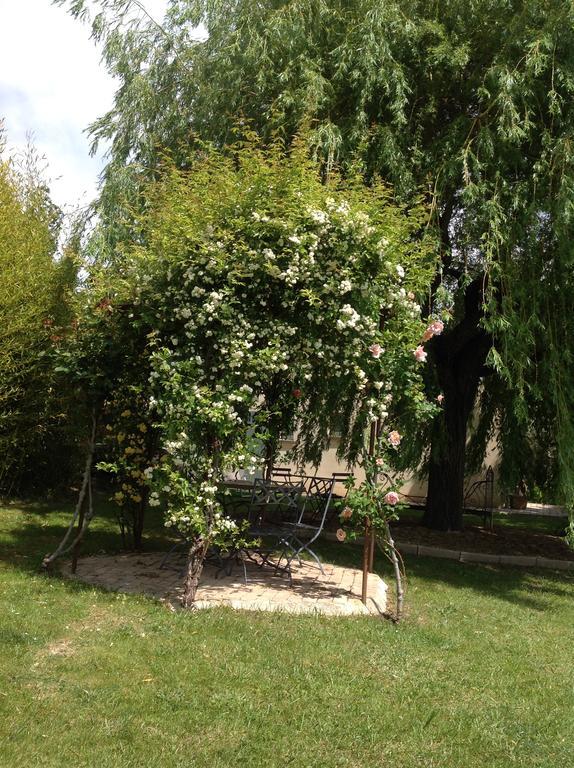 Jardin D'Antan Bed & Breakfast Ansouis Exterior foto