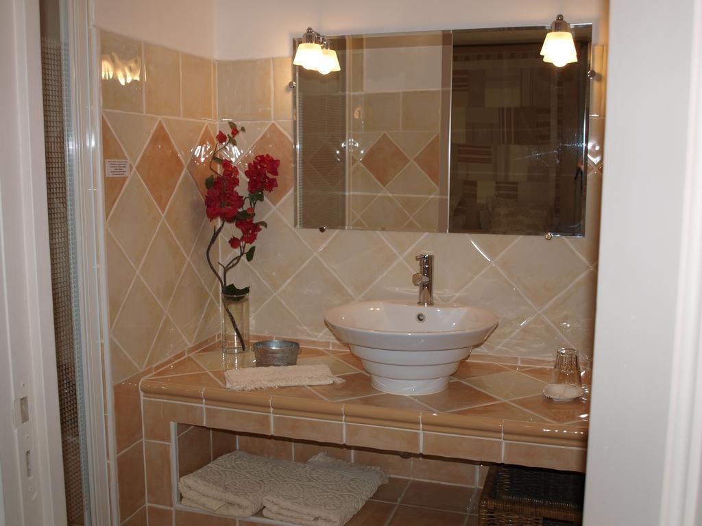 Jardin D'Antan Bed & Breakfast Ansouis Exterior foto